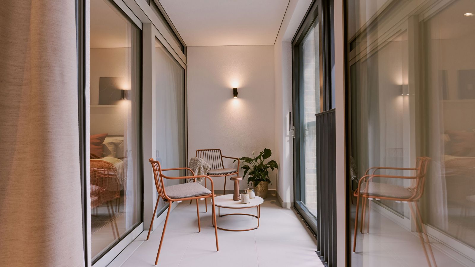 Balcony 1 Bed Rental Flat London